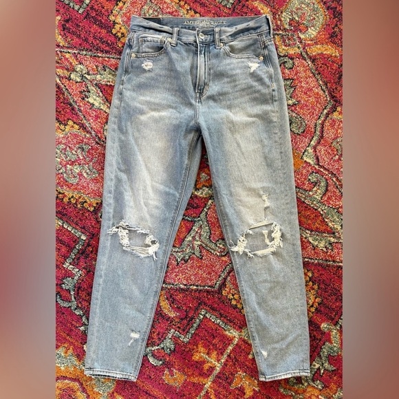 American Eagle Outfitters | Women’s Medium Blue Distressed Mom Jeans, size 4 - Picture 7 of 16
